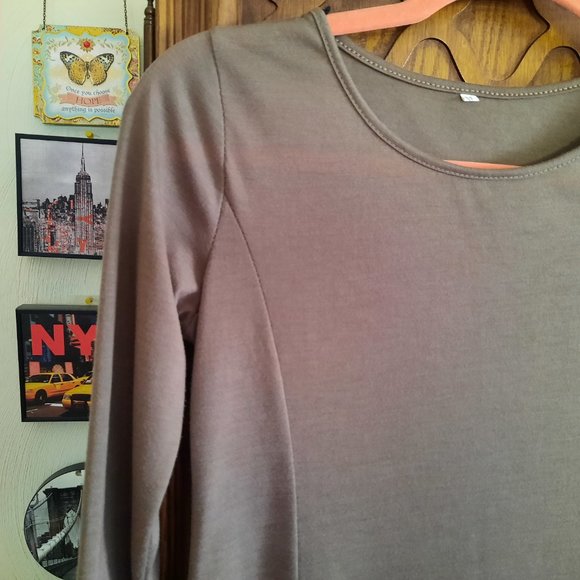 3/$15 Bohemian Lagenlook Tunic Dress with Pockets! - Taupe, Size XS - Picture 5 of 16